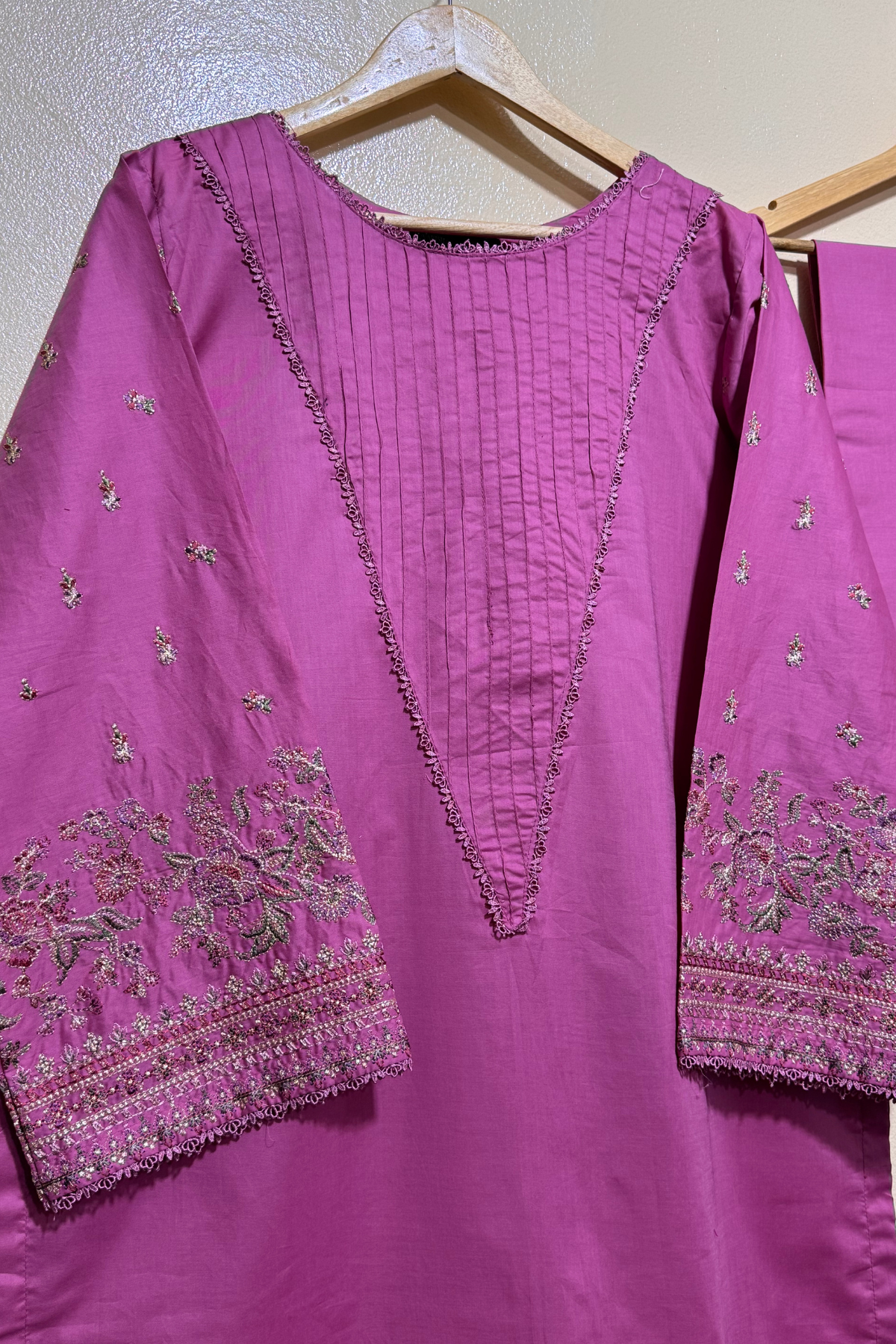 Zarqaa 2Pc Lawn Dress
