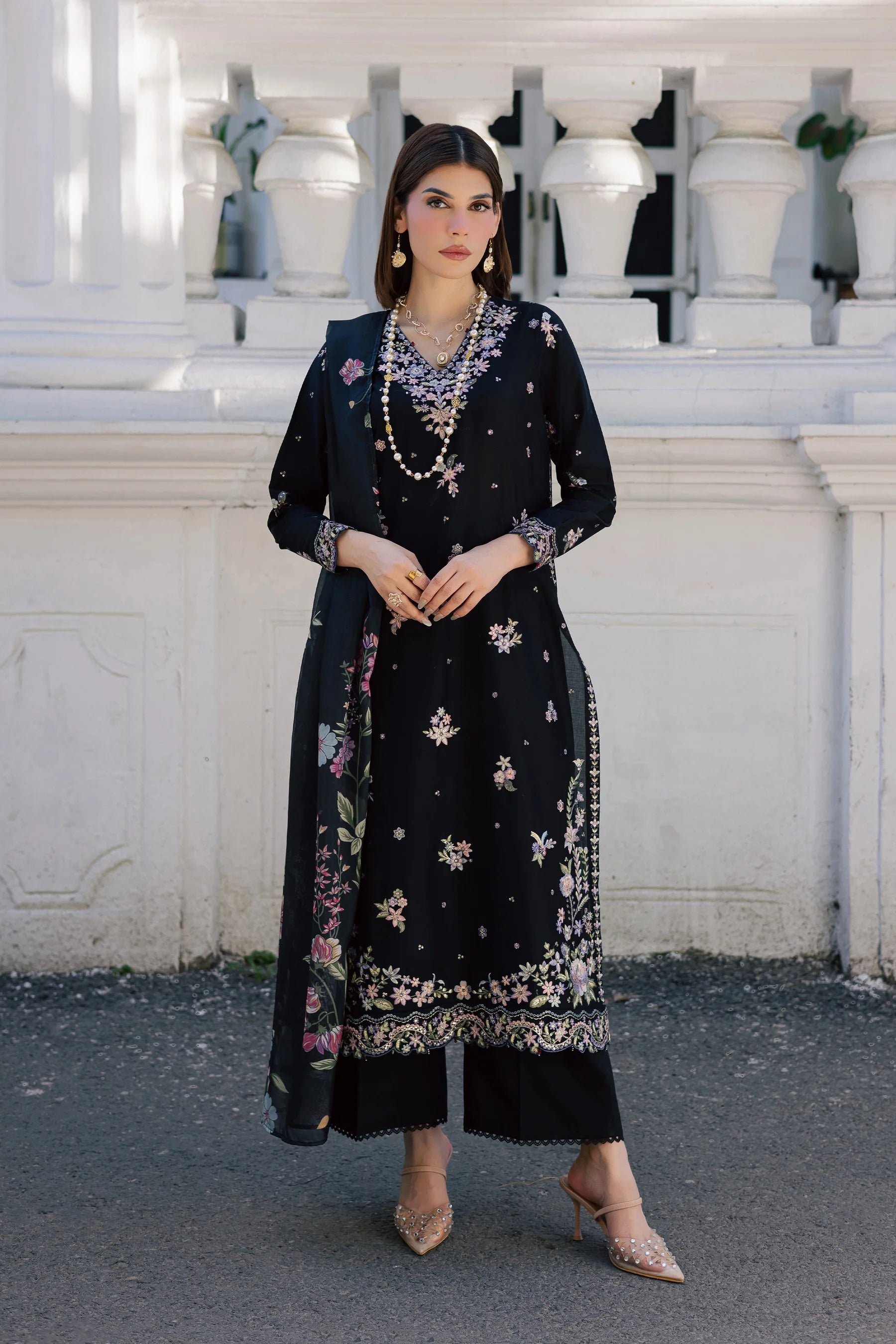Black Heer 3Pc Festive Embroidered Dress