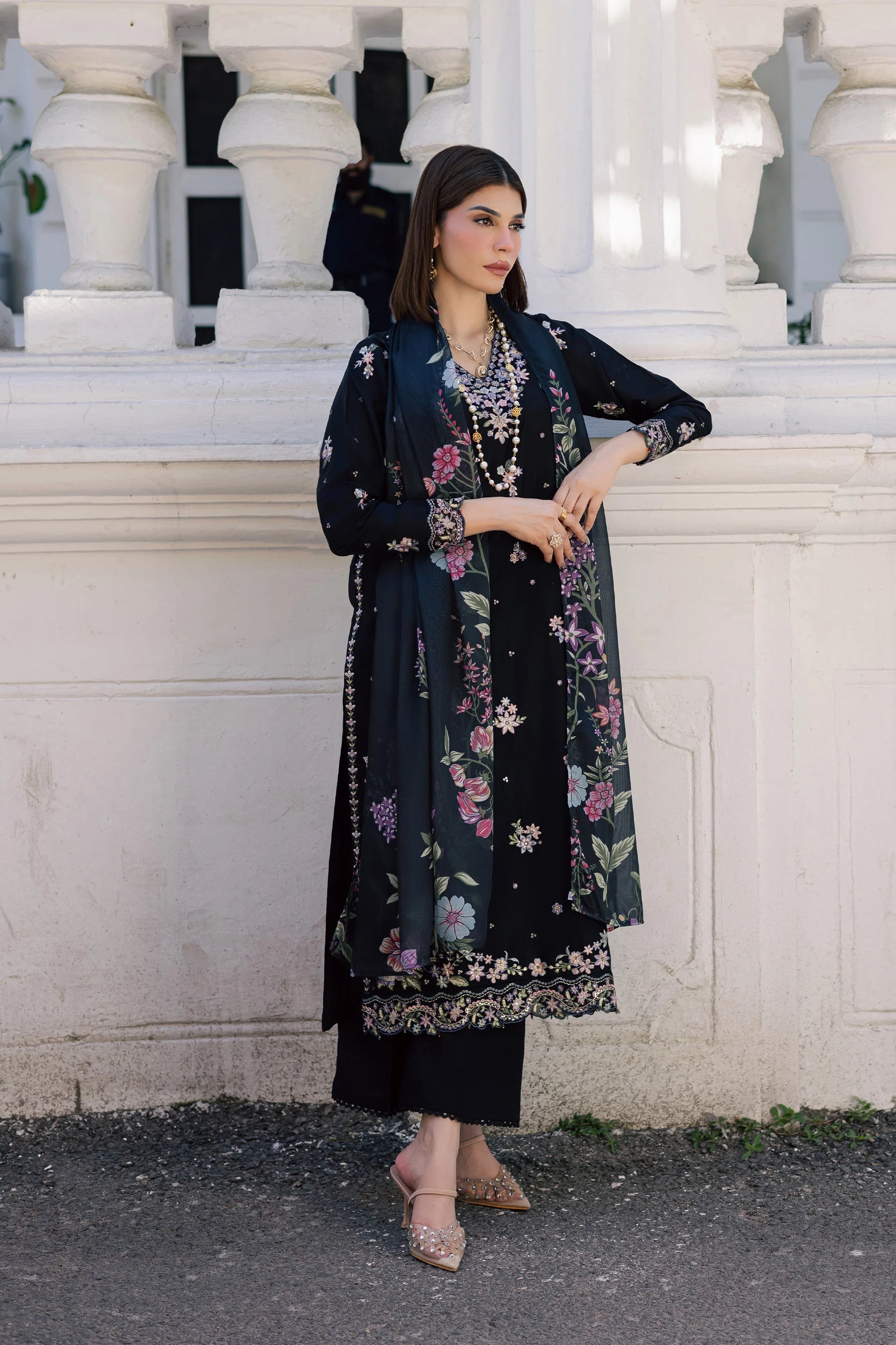 Black Heer 3Pc Festive Embroidered Dress