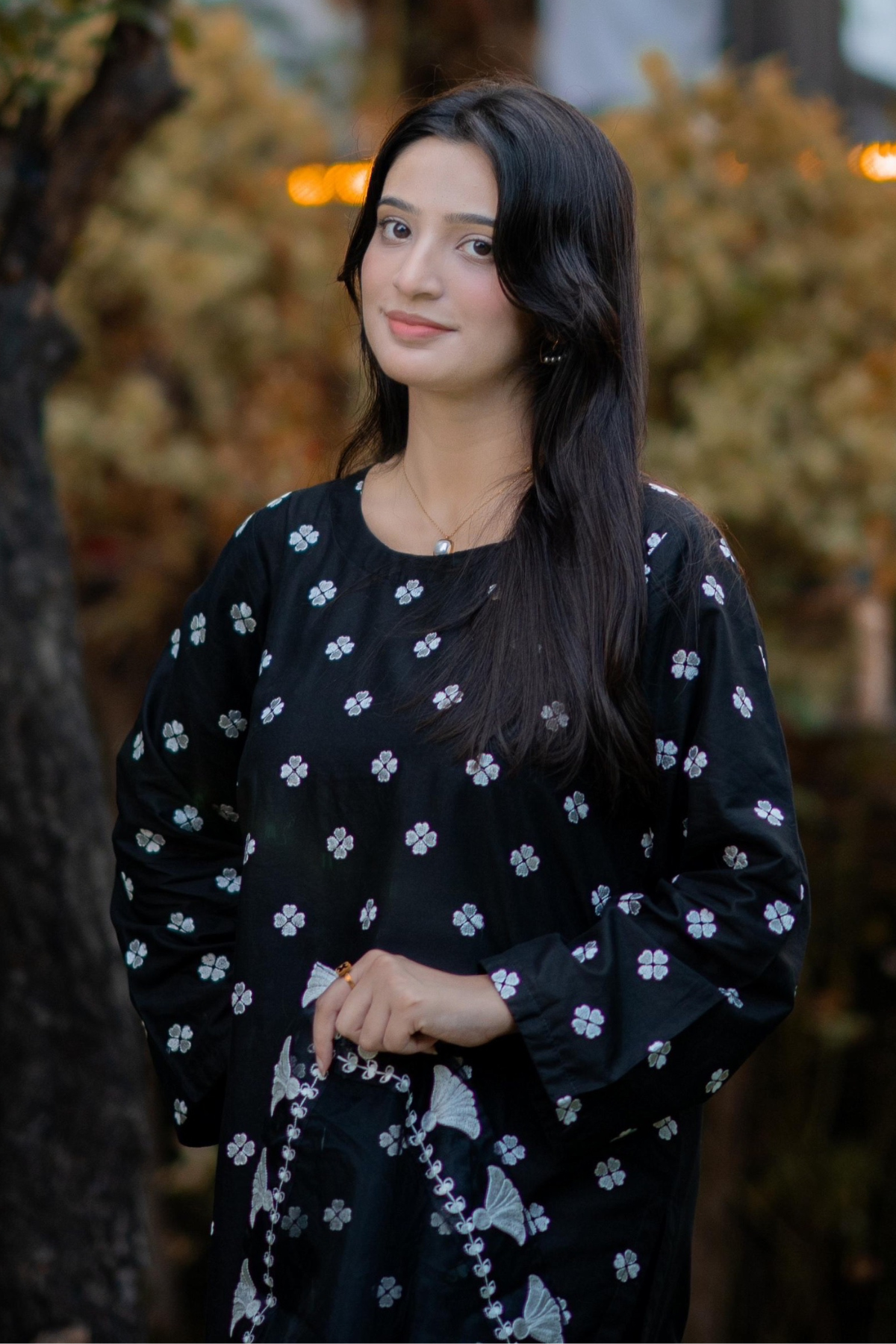 Mahbas 3Pc Embroidered Dress