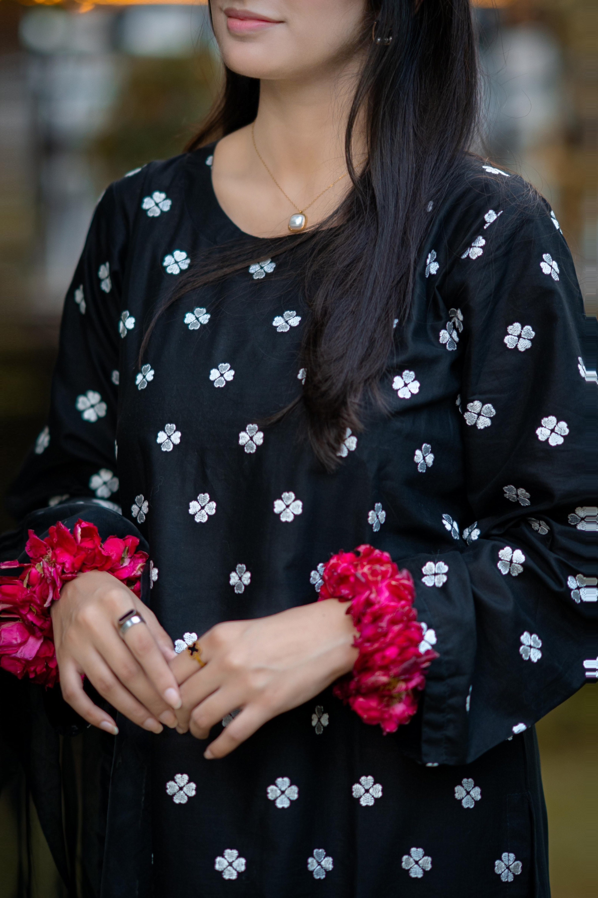 Mahbas 3Pc Embroidered Dress