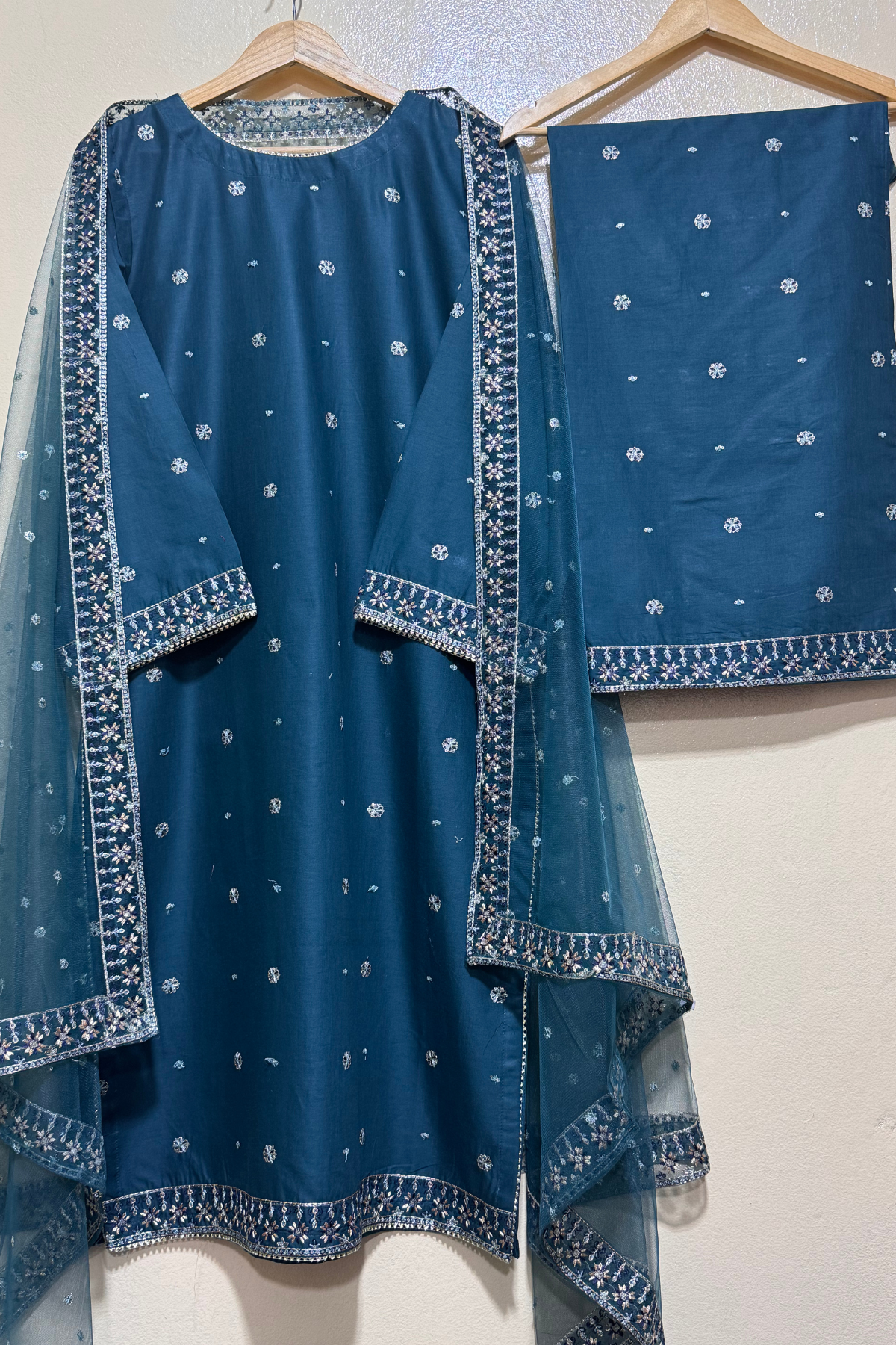 Eloura 3Pc Embroidered Lawn Dress