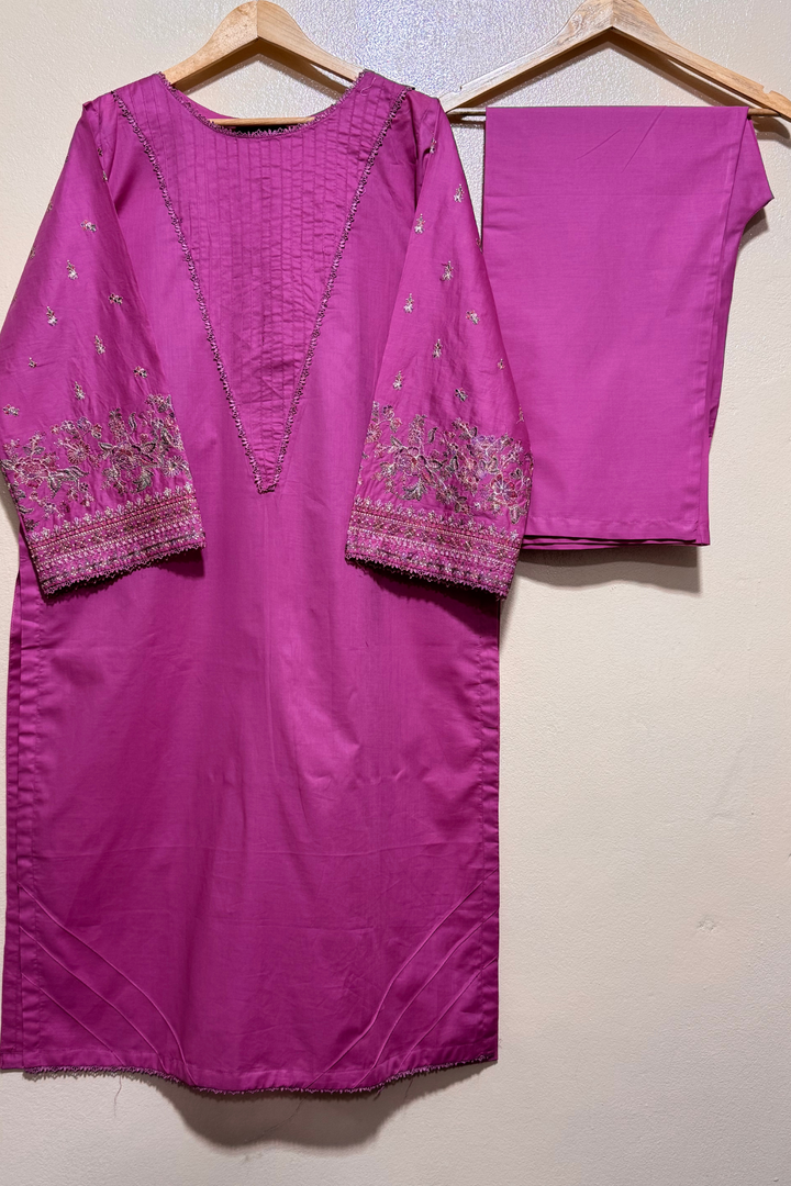 Best Selling - Zarqaa 2Pc Lawn Dress