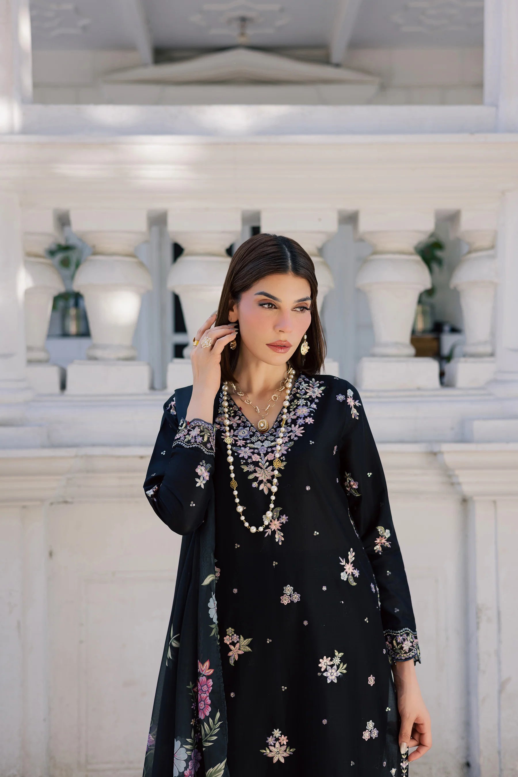 Black Heer 3Pc Festive Embroidered Dress