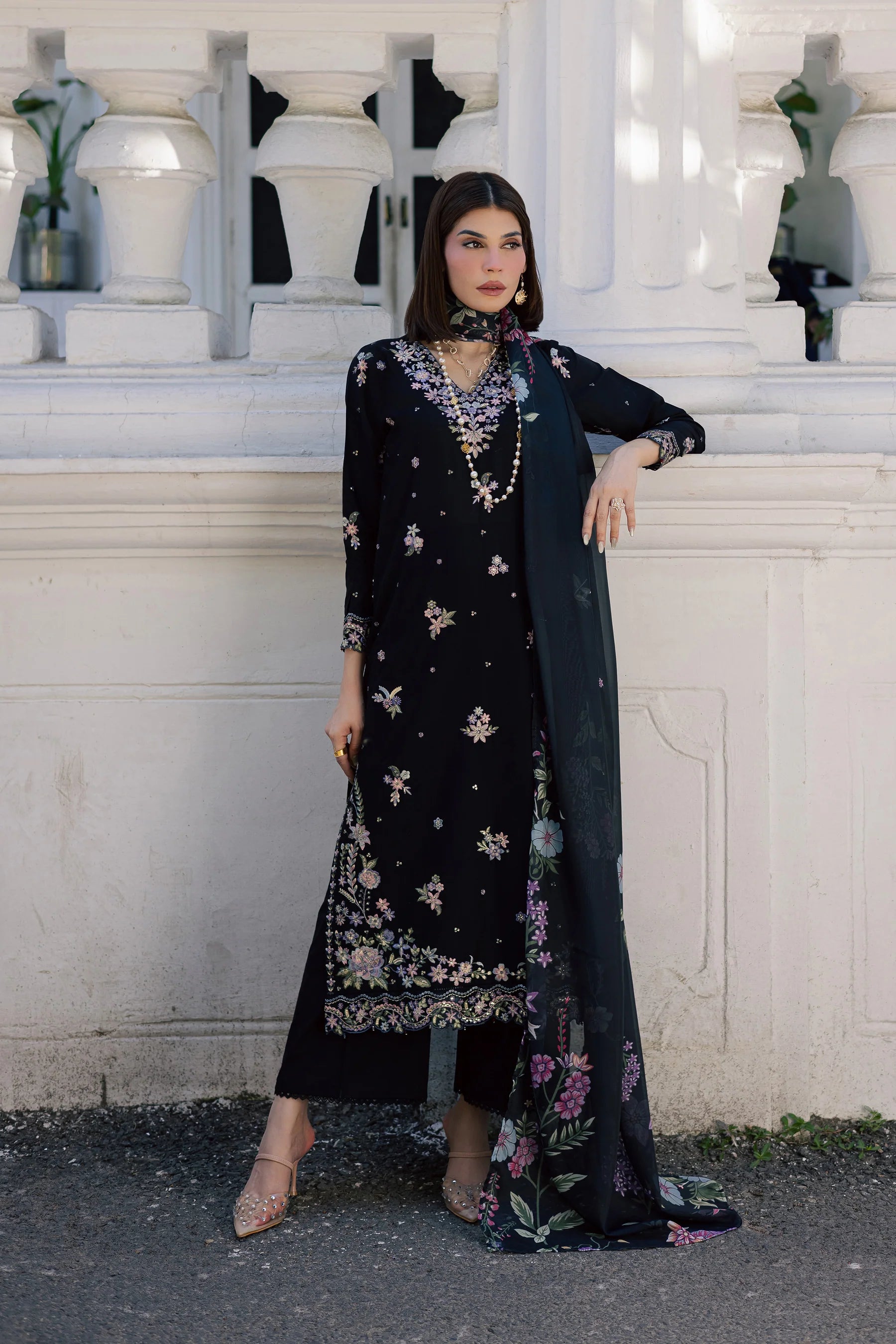 Black Heer 3Pc Festive Embroidered Dress