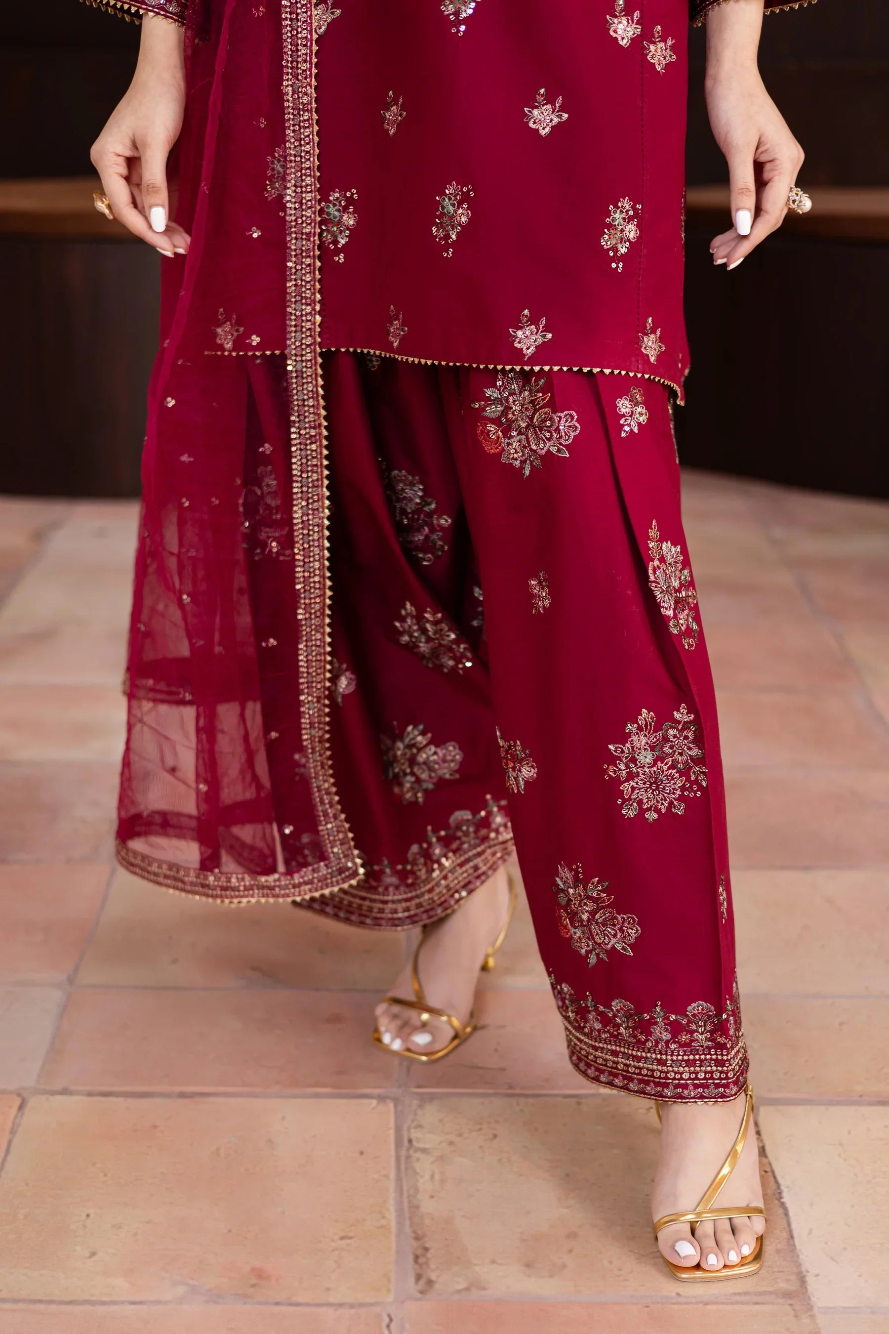 Shazneen 3Pc Embroidered Dress